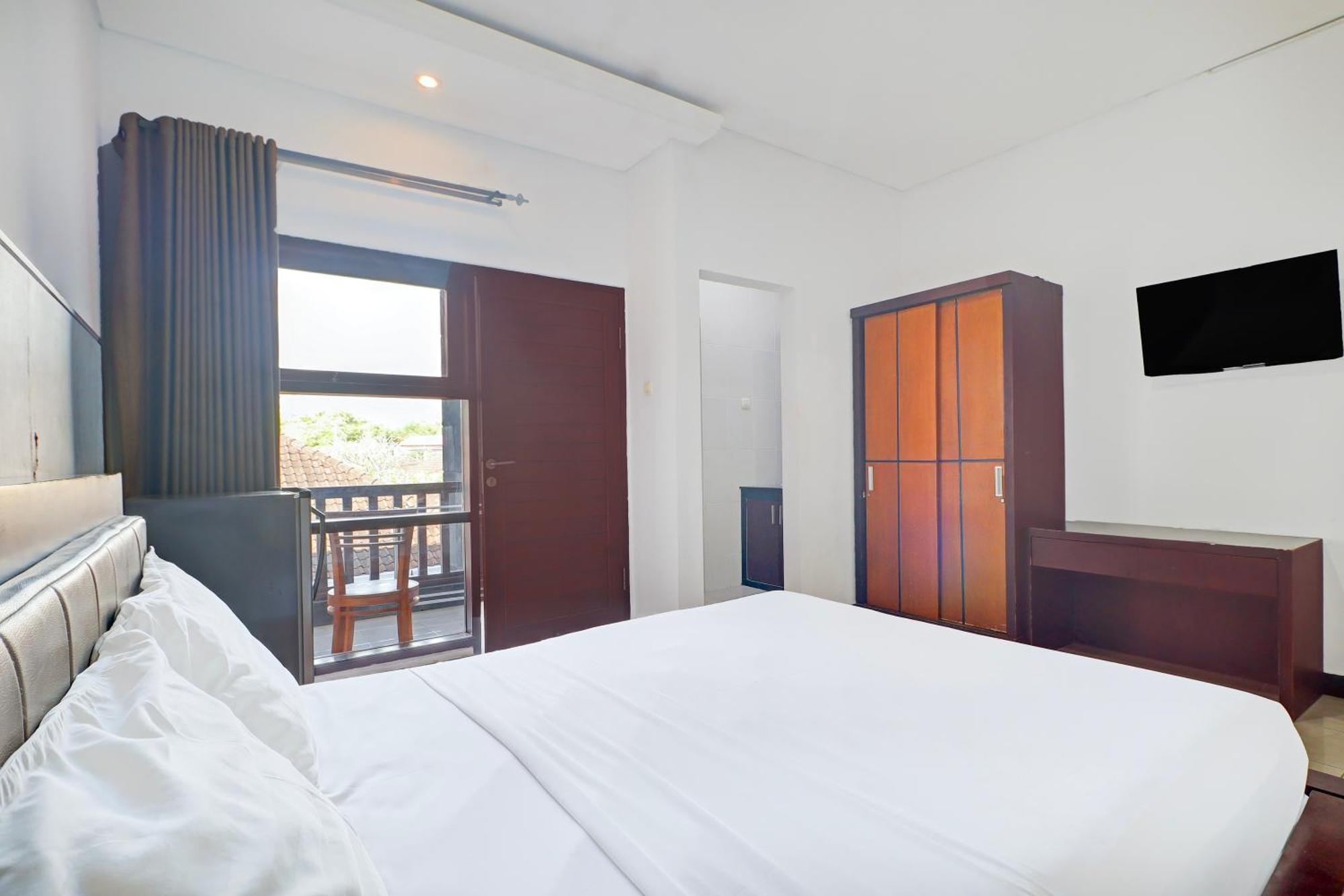 Collection O Bali Near Kedonanan Beach Formerly New Asta Graha Homestay Джимбаран Екстер'єр фото