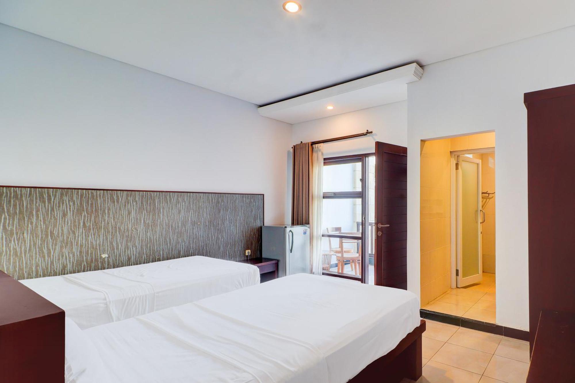 Collection O Bali Near Kedonanan Beach Formerly New Asta Graha Homestay Джимбаран Екстер'єр фото